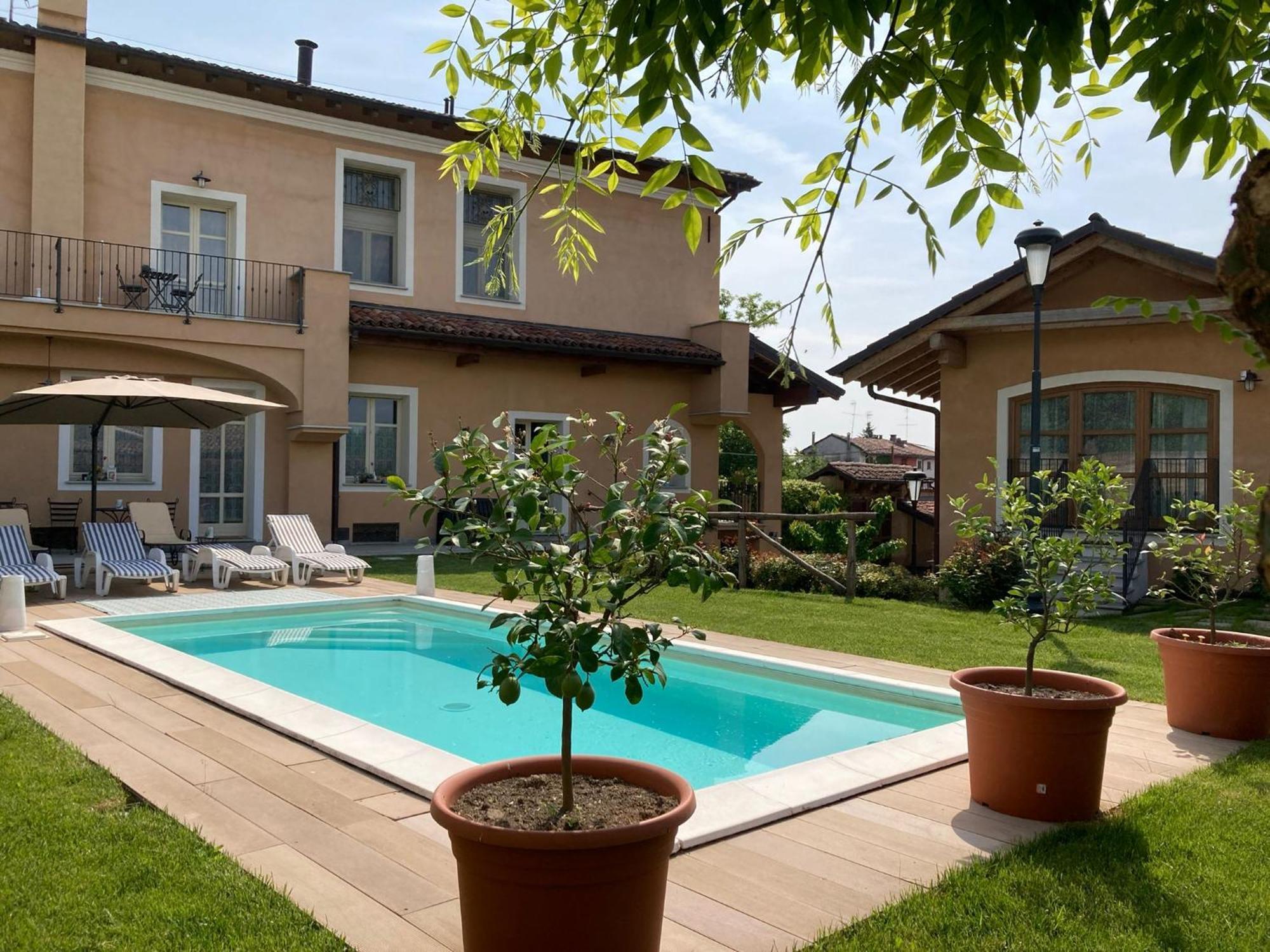 I Grappoli Divini Bed & Breakfast Viarigi Dış mekan fotoğraf